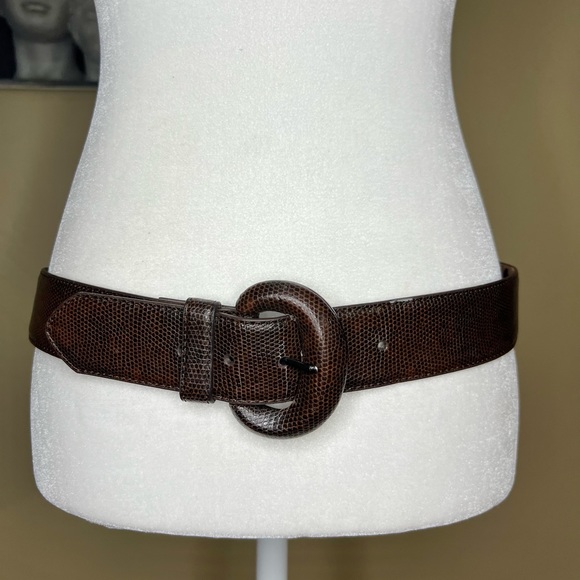 Betsey Johnson Brown Belt Vegan Faux Leather size M - Picture 7 of 8